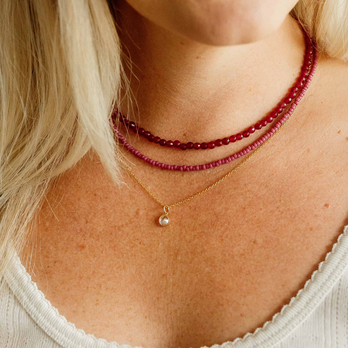 Pansy Neve Necklace